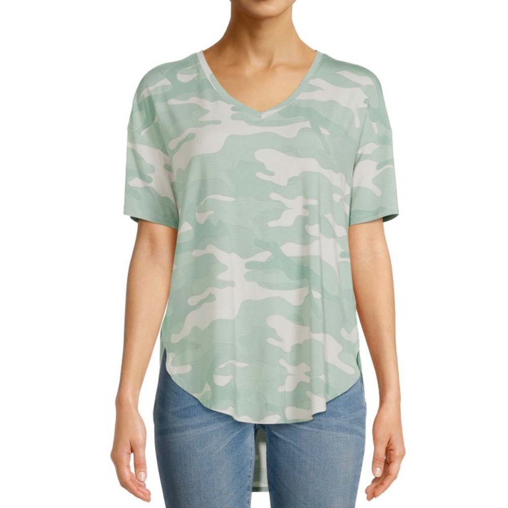 Camo V-Neck *NEW*